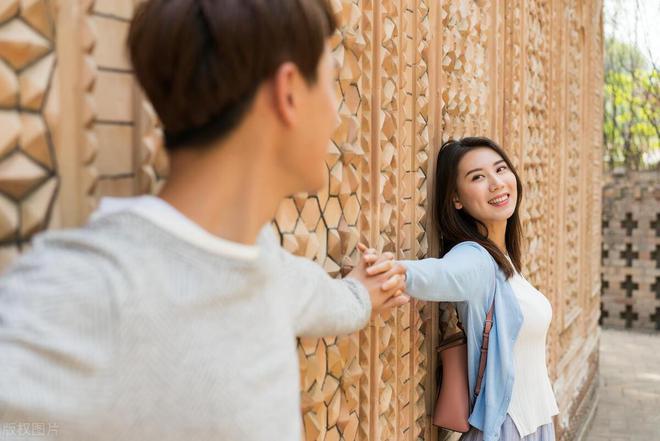 次在一起是什么样的感觉？千亿国际平台男女之间第一